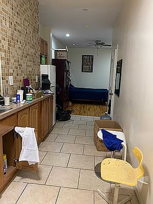 2nd image of 216 Stanhope St APT 1RR