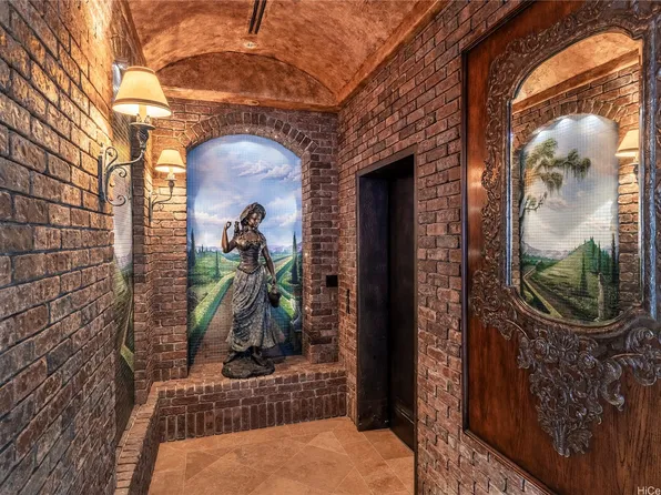 425 South St APT 4501, Honolulu, HI 96813