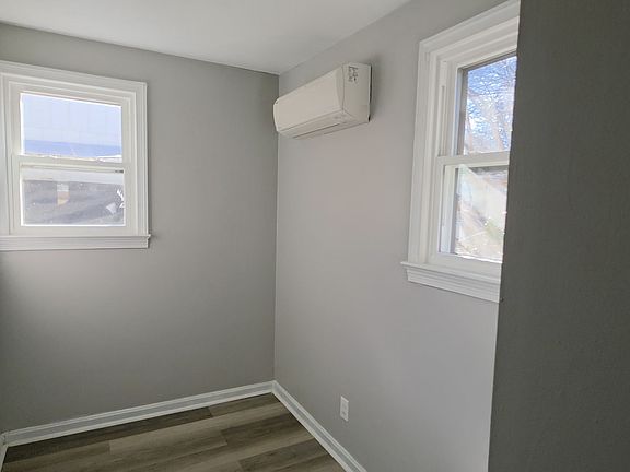 2nd image of 319 Washington St #3