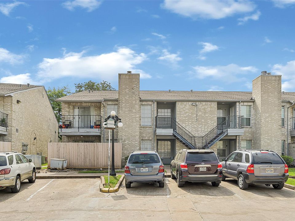 1st image of 6500 Sands Point Dr APT 708