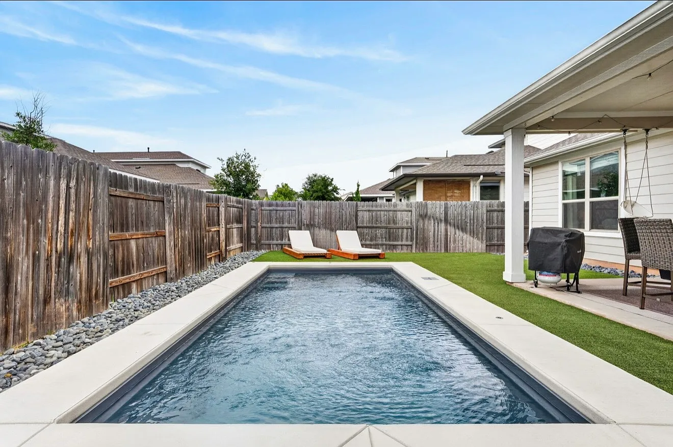 4 bed, 3.5 bath, 2100 sqft, $3,500 — Photo 3