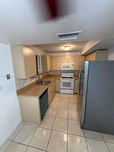11101 Royal Palm Blvd Photo 1