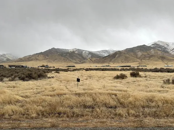 9295 Zaring Ave, Winnemucca, NV 89445
