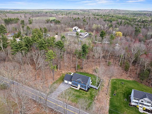 5th image of 303 Derry Road