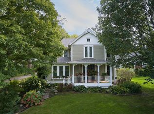 27055 Smithtown Rd, Shorewood, MN 55331