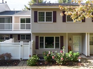 620 Edgebrook Dr, Boylston, MA 01505
