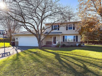3890 Newtown Ct, Eagan, MN, 55123