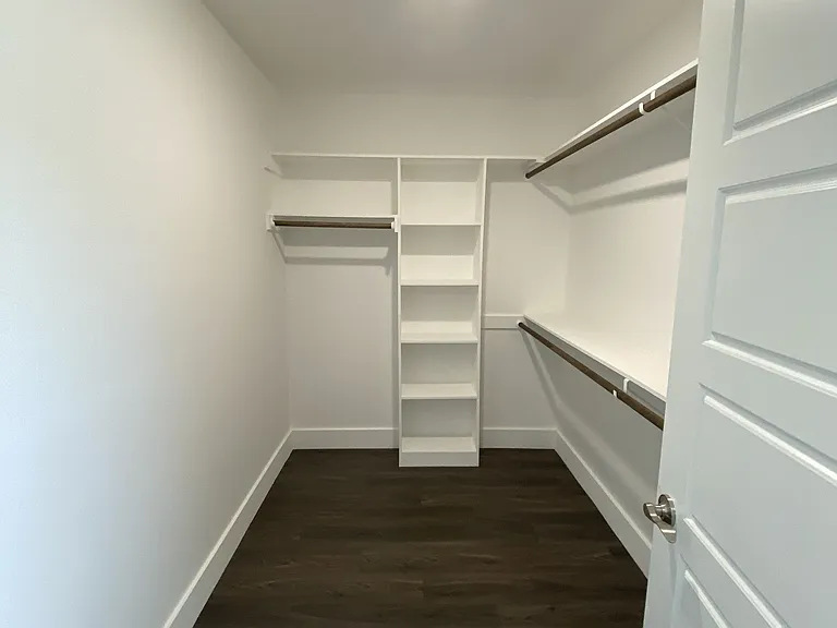 1032 Ray Dr — Photo 8