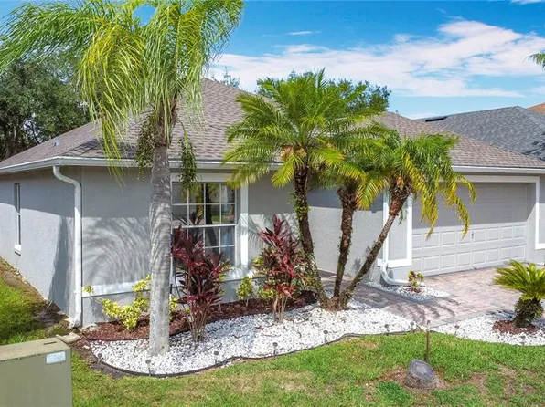 4611 Cumbrian Lakes Dr, Kissimmee, FL 34746