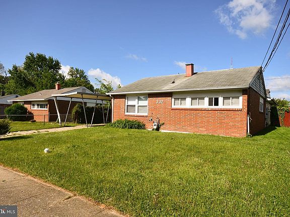 3rd image of 332 Suter Rd