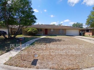 10745 Kingwood Dr, Corpus Christi, TX 78410