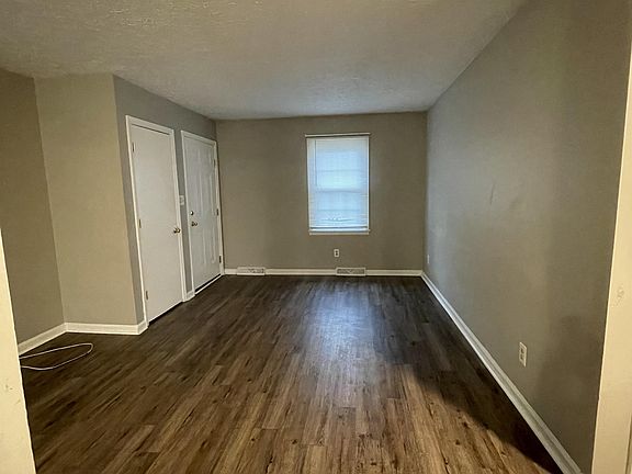 2nd image of 118 Camp Ave #B