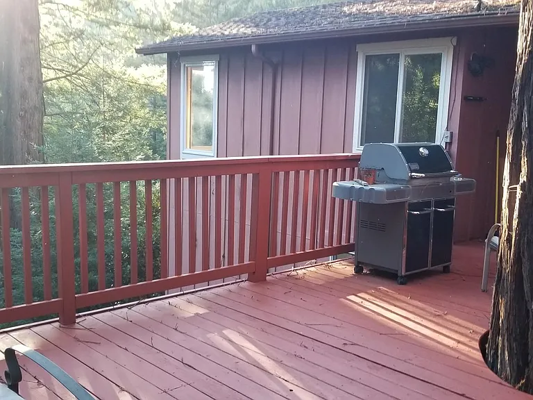 Big Privacy deck & Grill