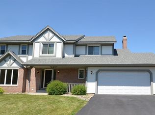 7906 Island Rd, Eden Prairie, MN 55347