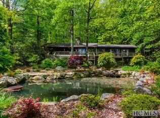 626 W Club Blvd, Lake Toxaway, NC 28747