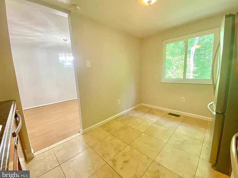 6212 Hillside Rd — Photo 10