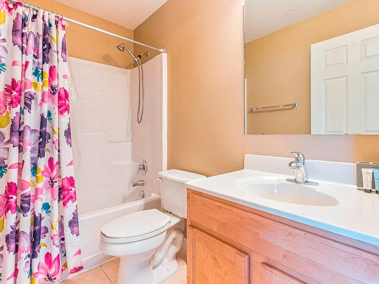 512 Blake Ave — Photo 24