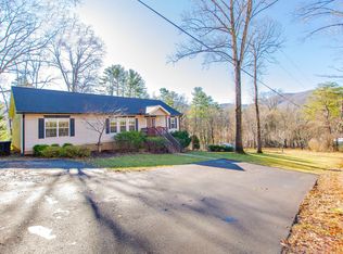 46 Devereux Ln, Asheville, NC 28803