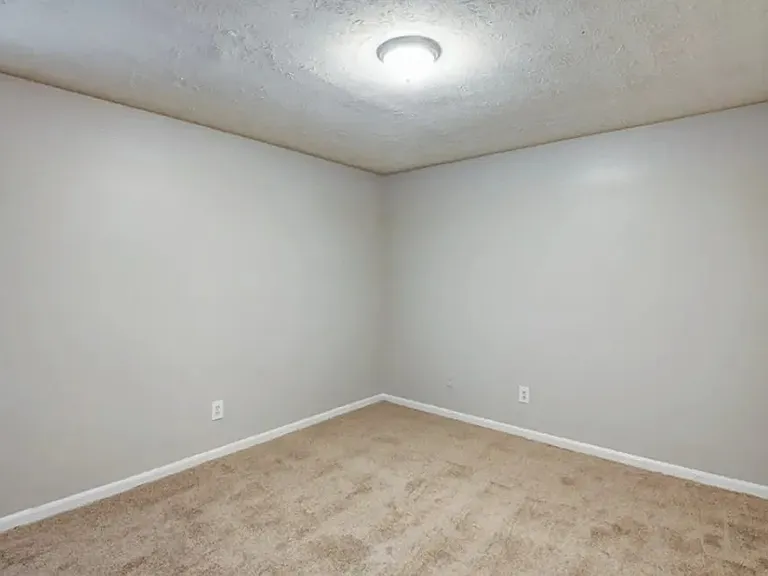 1633 Stanton Rd SW #1 — Photo 10