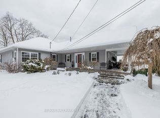 1 Rideau Glen Dr, Ottawa, ON K2C3H1