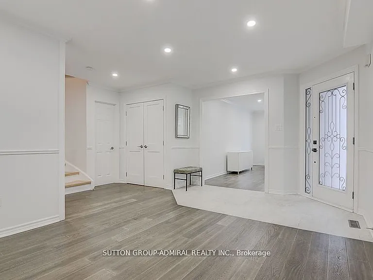 160 Gailcrest Cir — Photo 9