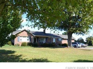 5372 Sherrills Ford Rd, Catawba, NC 28609