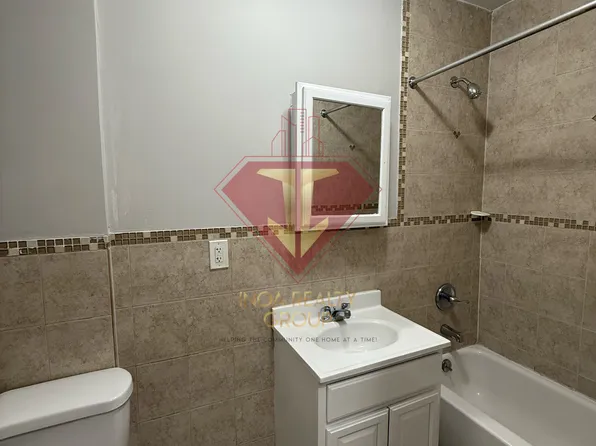 301 71st Street image 4 of 6