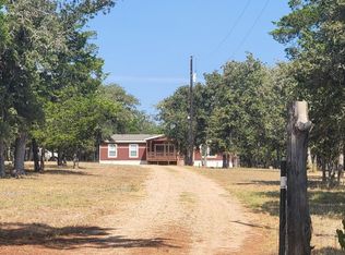 136 Lockwood Rd, Red Rock, TX 78662