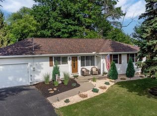 7310 Bear Ridge Rd, North Tonawanda, NY 14120