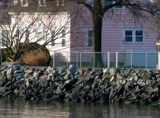 5210 Chesapeake Ave, Shady Side, MD 20764