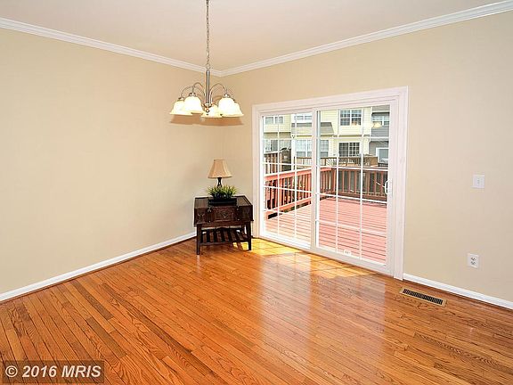 5th image of 6865 Malabar Ct