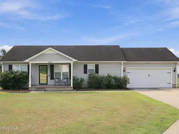 2103 Deerwood Lane, Kinston, NC 28504
