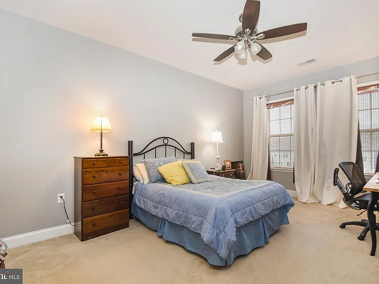 709 Stag Ct — Photo 10