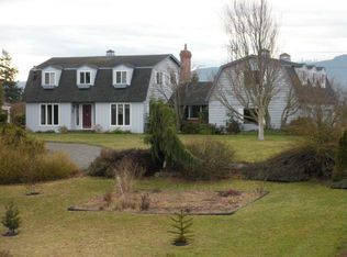 120 Simpson Rd, Sequim, WA 98382