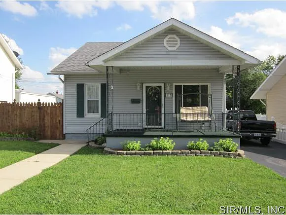 113 W 5th St photo 1