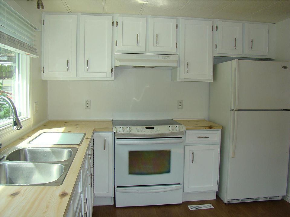 2nd image of 1860 Boucherie Rd Unit 84