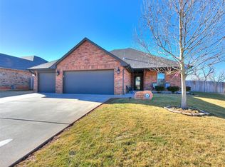 6713 Cherokee Dr, Oklahoma City, OK 73132