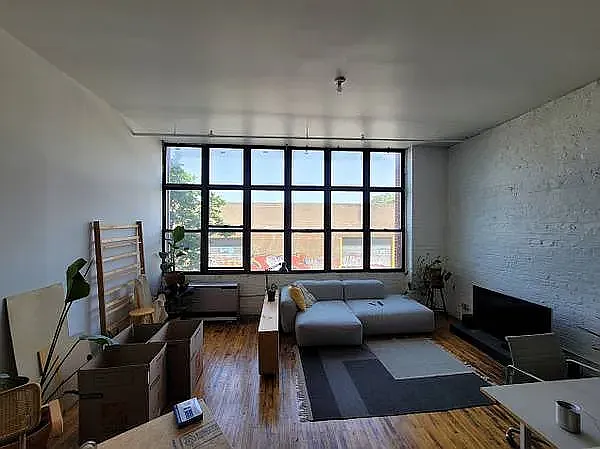 54 Knickerbocker Ave #2M