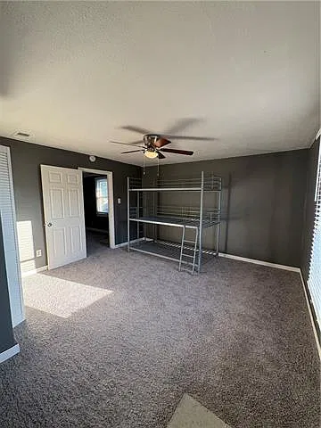 2 bed, 1.0 bath, 1000 sqft, $1,200 — Photo 4