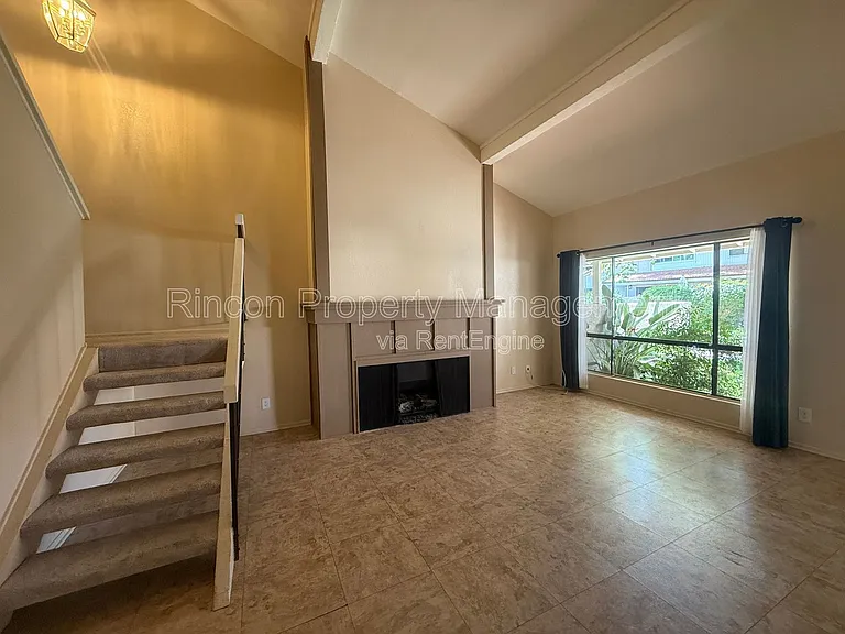 361 Jalisco Ct — Photo 5