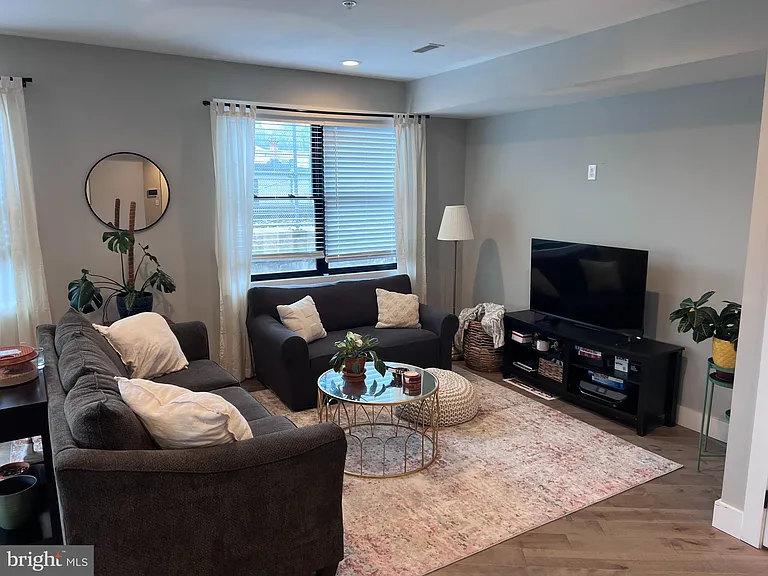 114 Cotton St #2B — Photo 4