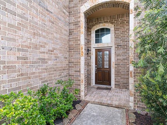 3rd image of 6126 Baileys Town Ct