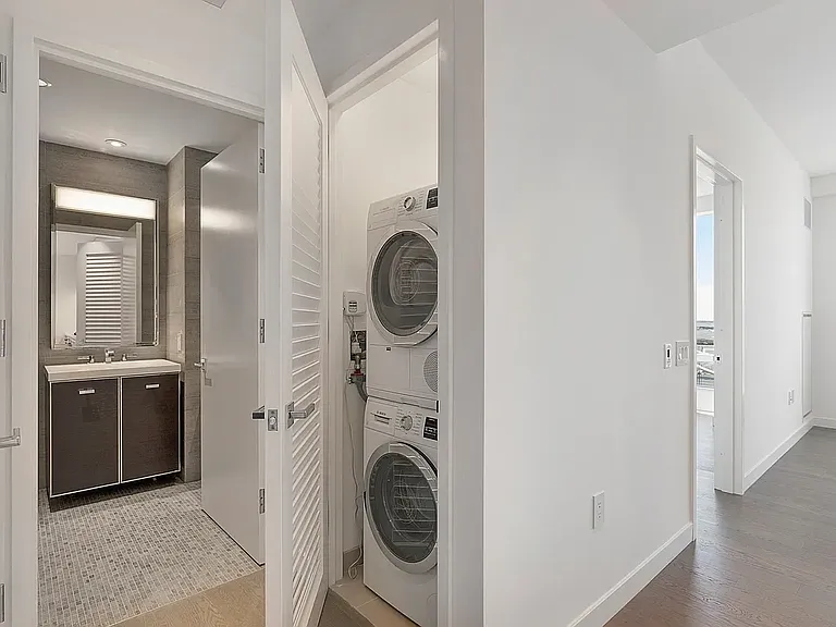 252 South St #19C — Photo 6