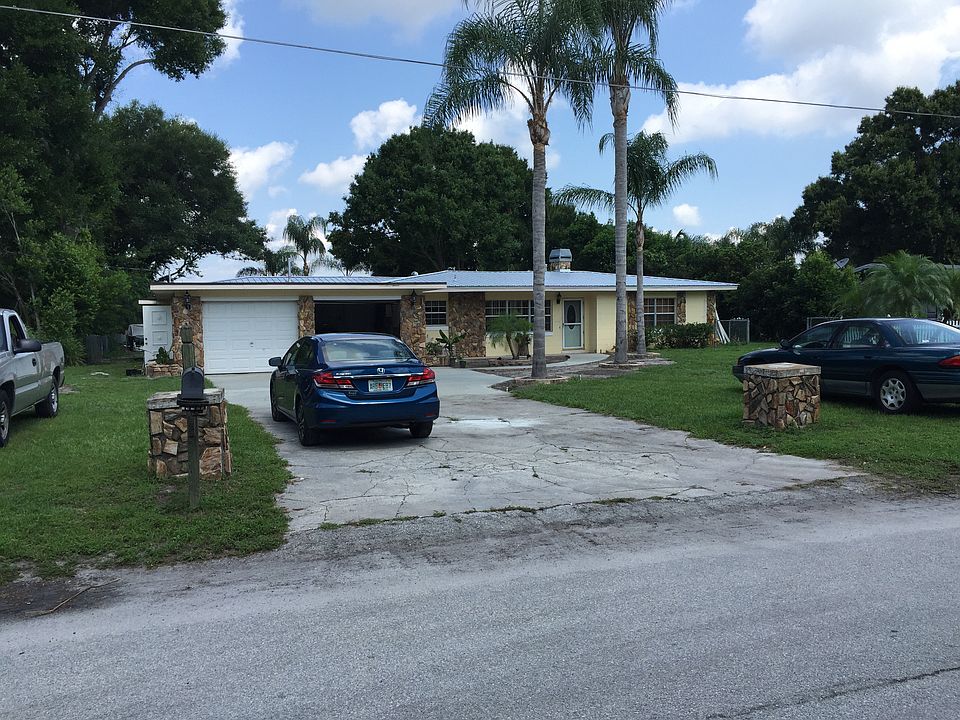 1st image of 187 E Lake Deer Dr