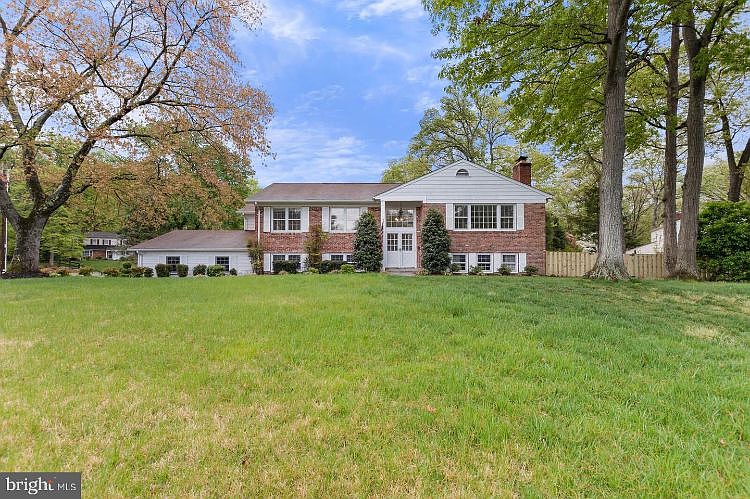 1st image of 3805 Densmore Ct