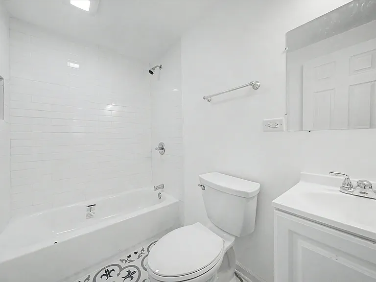 7600 S Marquette Ave #1 — Photo 8