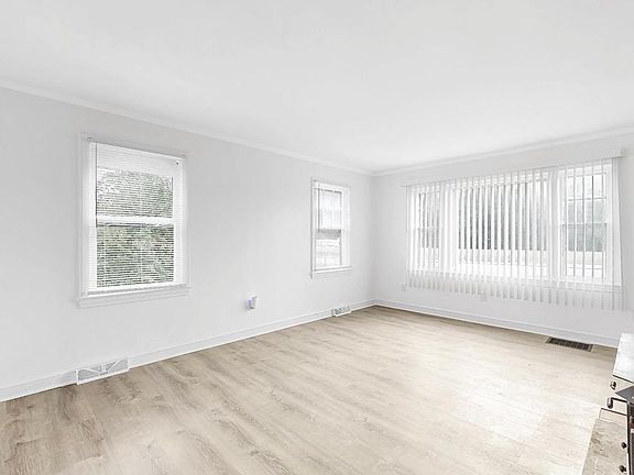 4th image of 3842 Judith Rd
