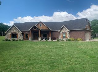 3104 Old Dike Rd, Grove, OK 74344