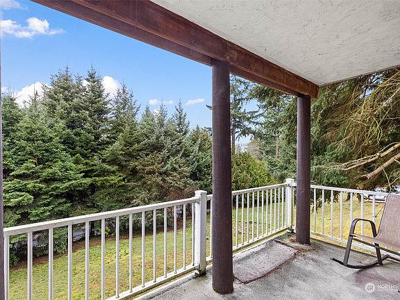4th image of 130 E North Camano Drive #14