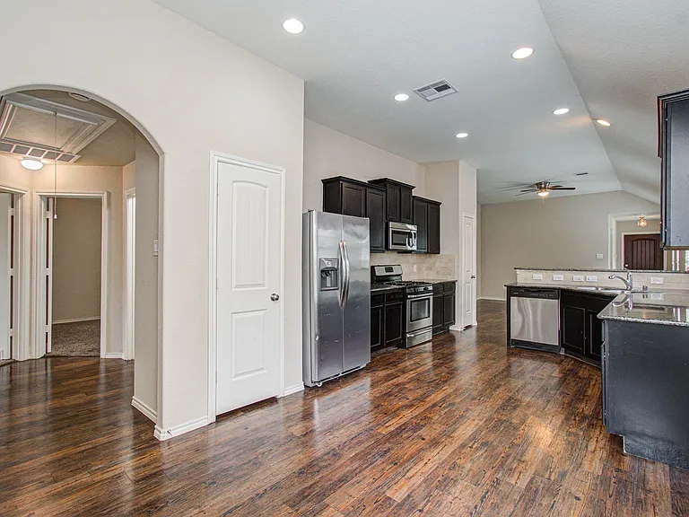 1418 Spencer Glen Ln — Photo 18